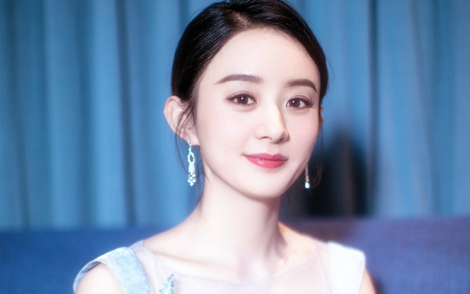 开云体育app-天气变化影响比赛节奏双方战术临时调整应对,影响天气变化的因素主要有哪些