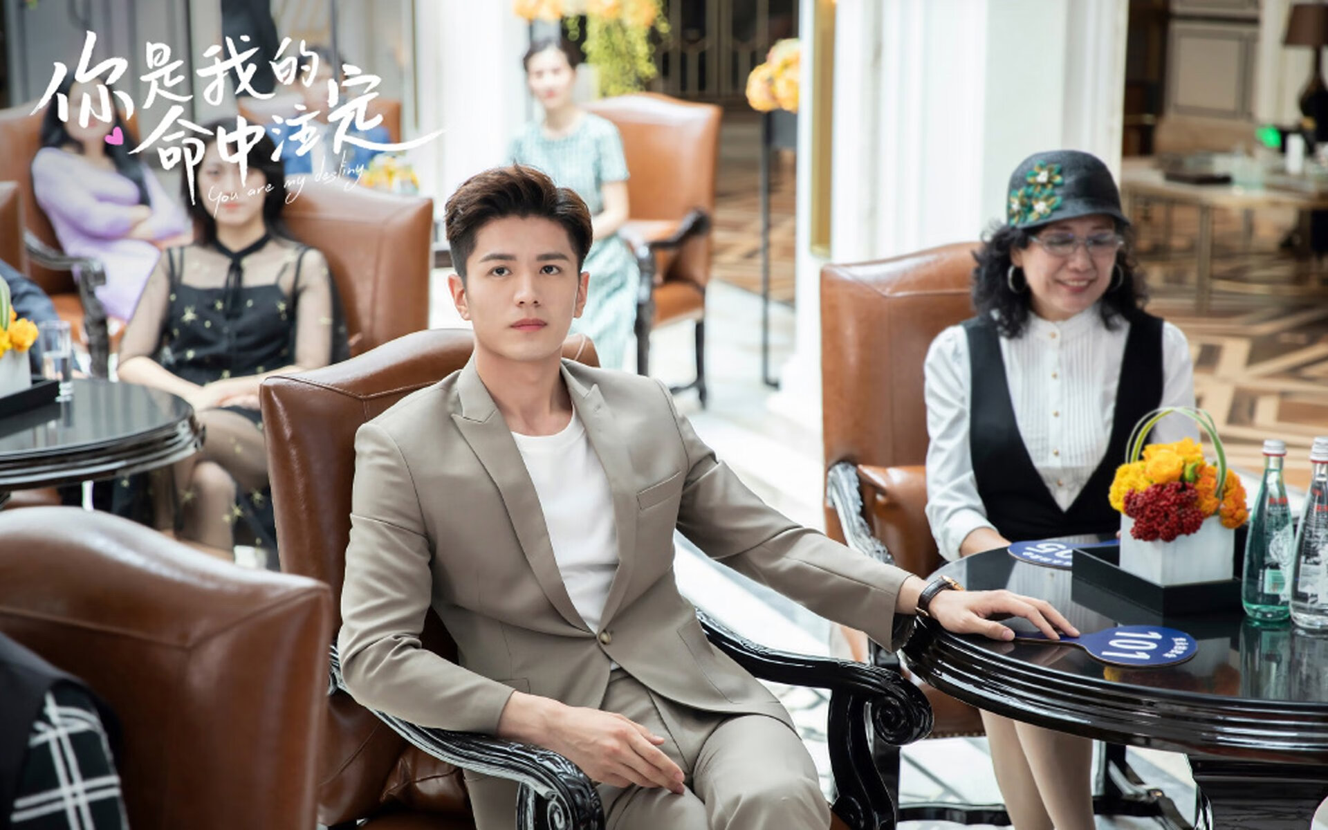 开云体育在线下载-曼联发布纪录片讲述百年荣耀历史，曼联历史奖杯